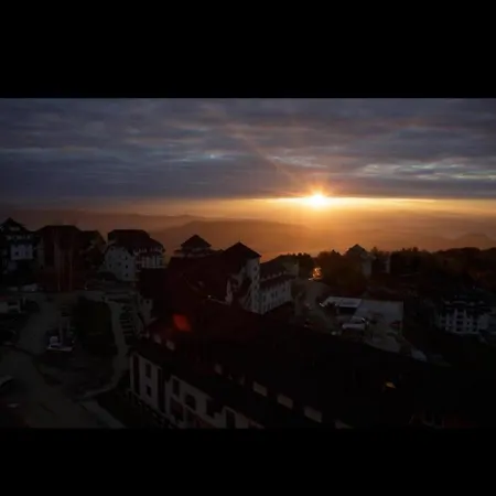 Golden Hour Lägenhet *